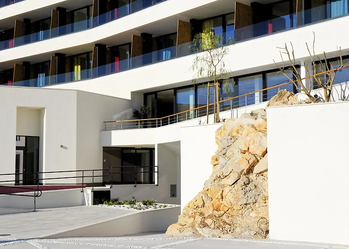 Ola - Adults Only Hotel