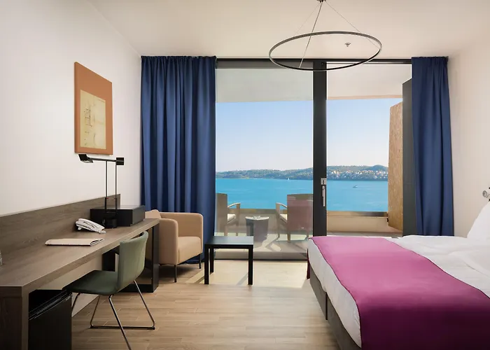 Ola - Adults Only Hotel